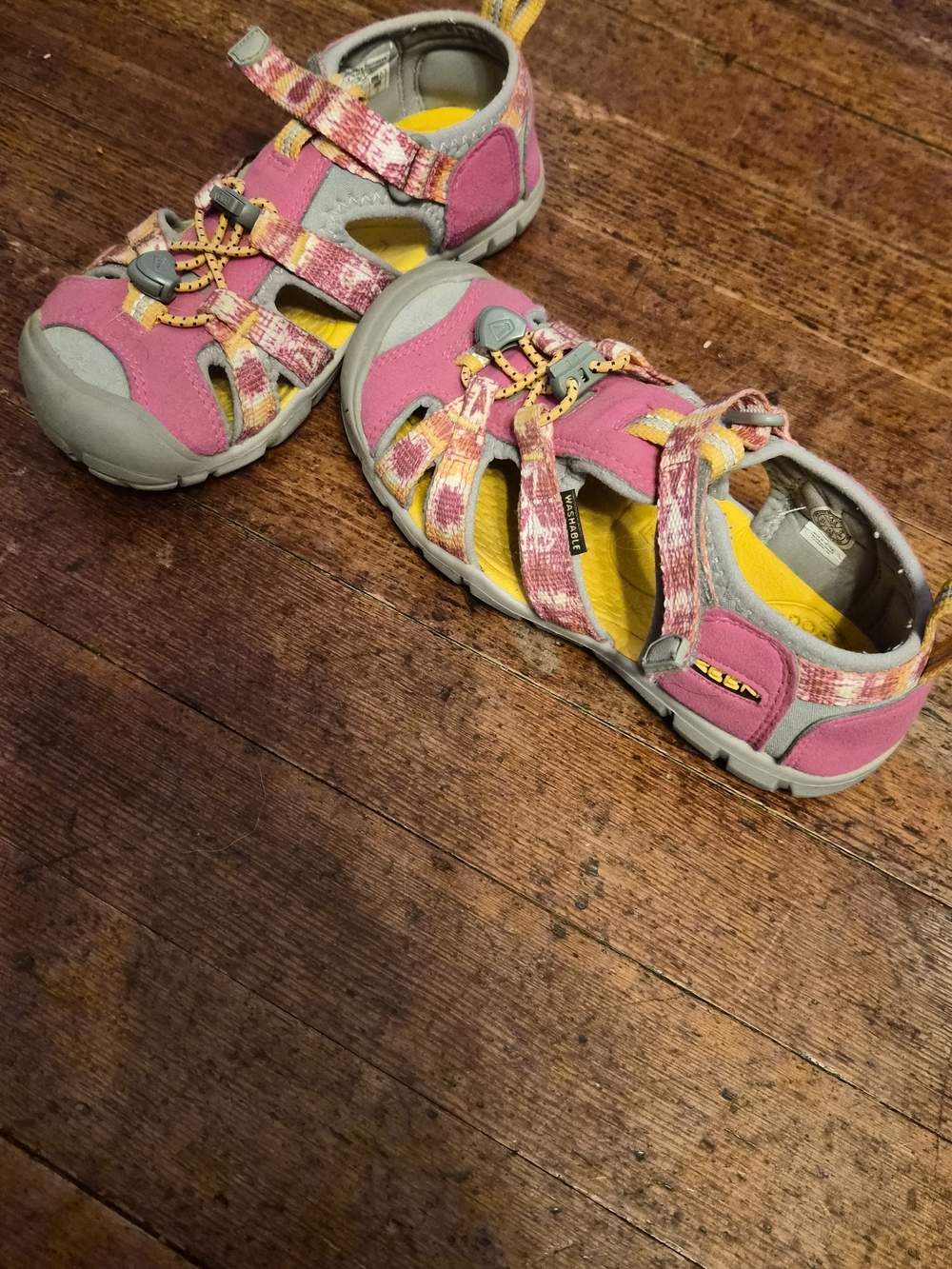 EUC KEEN Toddler Sandals Size 13 Pink Yellow Waterproof Hiking Shoes Girls - Picture 2 of 5